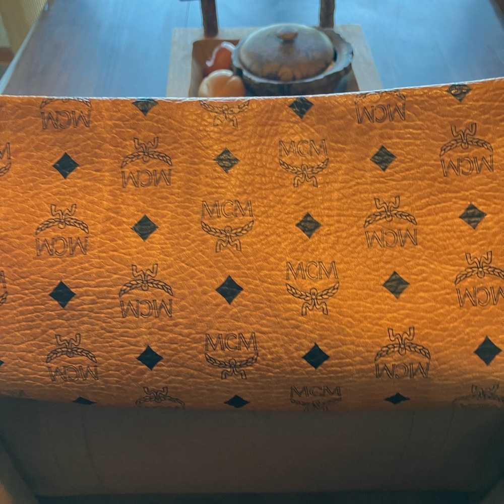 MCM Visetos Monogram Tote in Cognac and Black - Picture 3 of 16